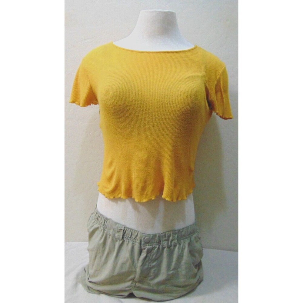 Casual Women's‎ LARGE Stretchy Yellow Ruffled Hem Short Sleeve Ribbed Crop Top